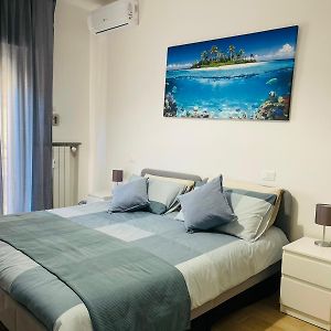 Camera grande con letto king size